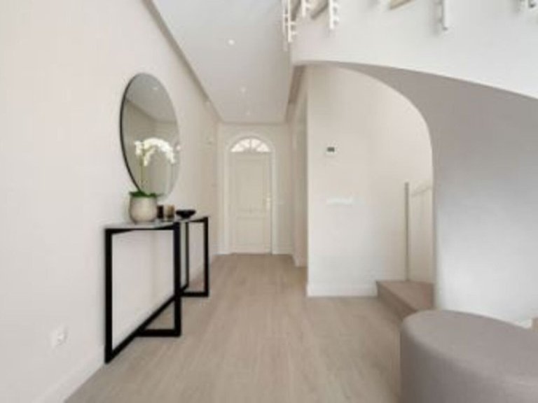 Apartment for Sale in Marbella, Malaga 7