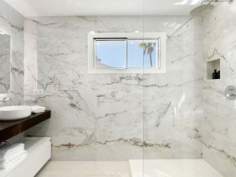Apartment for Sale in Marbella, Malaga 12