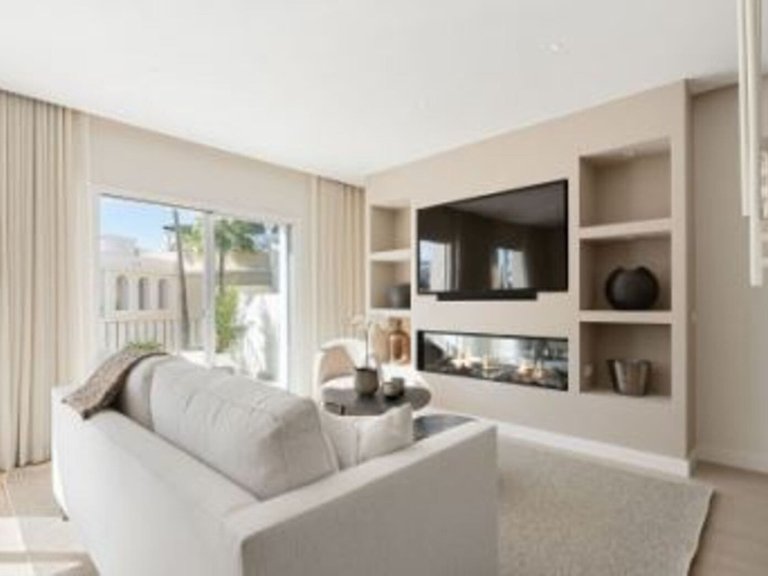 Apartment for Sale in Marbella, Malaga 24
