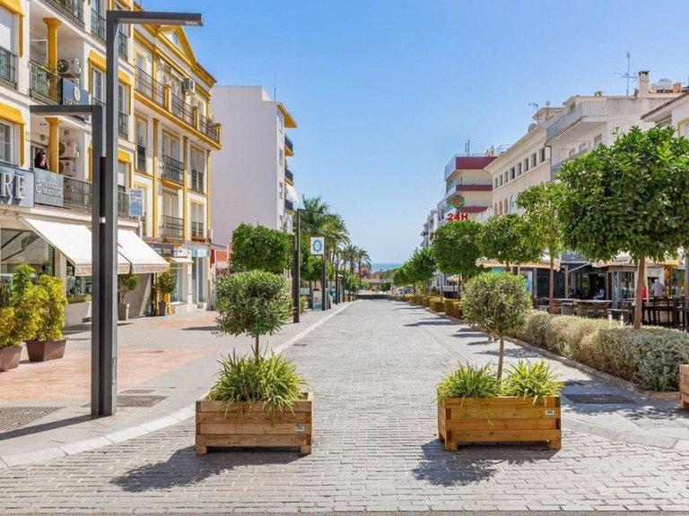 Penthouse for Sale in Marbella, Malaga 10