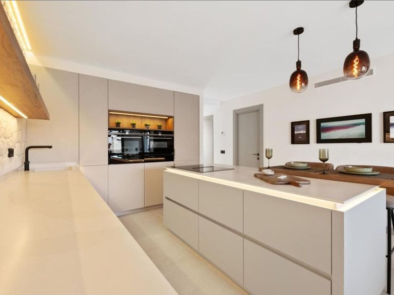 Penthouse for Sale in Marbella, Malaga 14