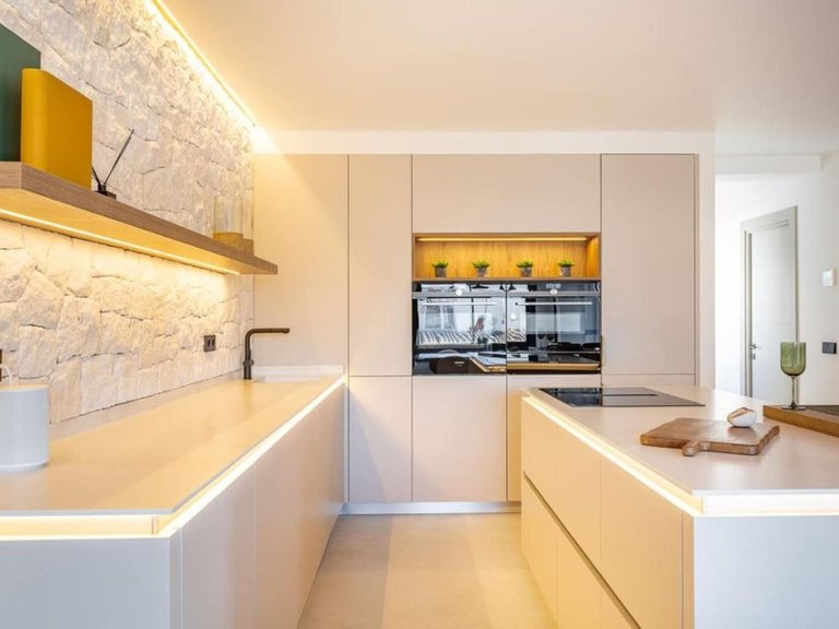 Penthouse for Sale in Marbella, Malaga 15