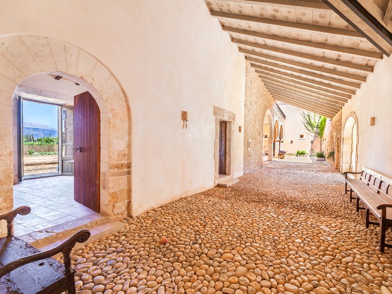 Country House for Sale in Inca, Balearic Islands 6