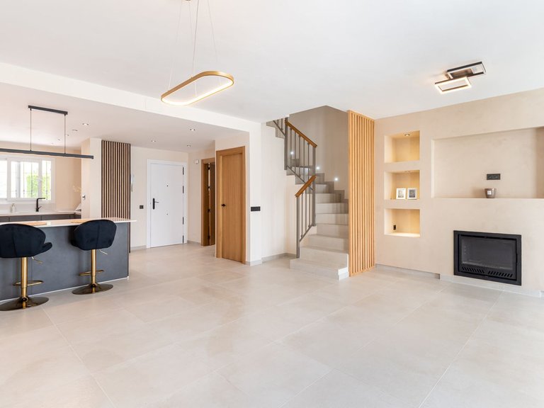 Town House for Sale in Estepona, Malaga 18