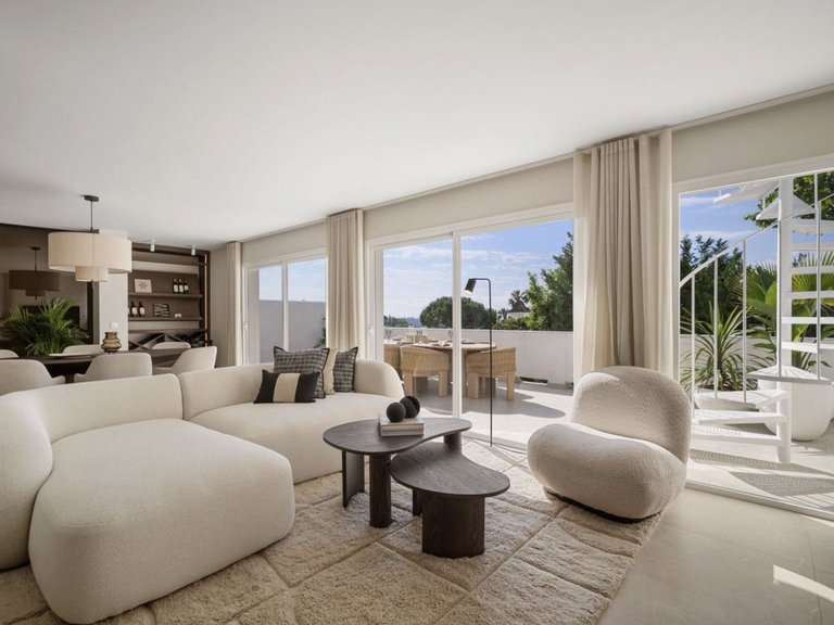 Town House for Sale in Nueva Andalucia, Malaga 3