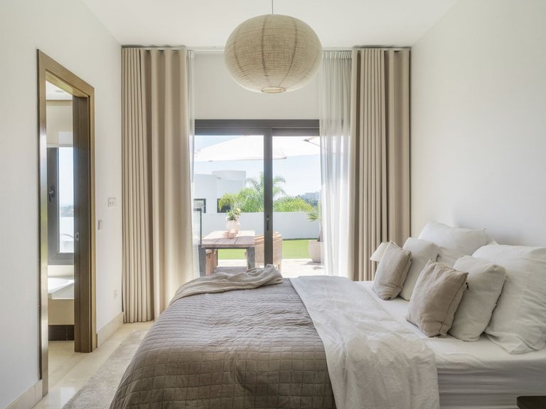Villa for Sale in Benahavis, Malaga 19