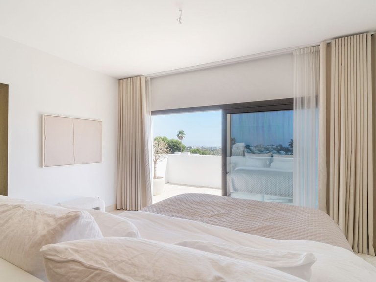 Villa for Sale in Benahavis, Malaga 32