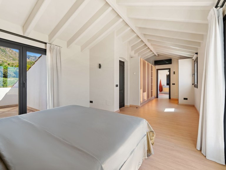 Apartment for Sale in Marbella, Malaga 22