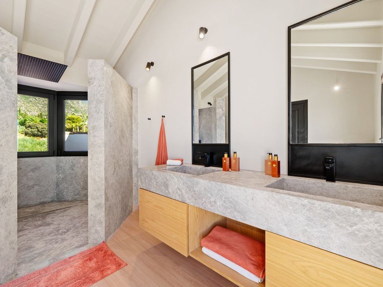 Apartment for Sale in Marbella, Malaga 25