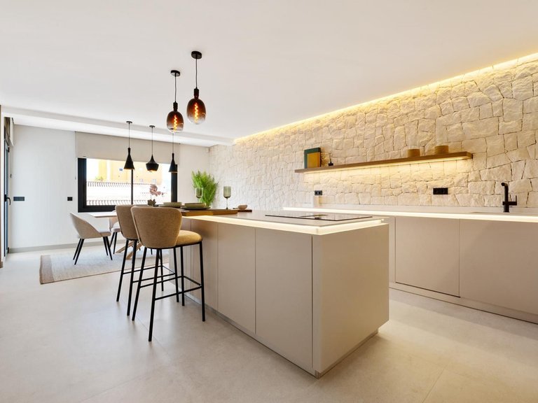 Penthouse for Sale in San Pedro De Alcantara, Malaga 8