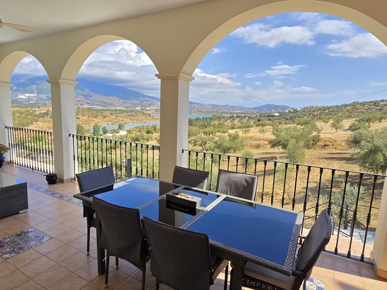 Villa for Sale in Los Romanes, Malaga 8
