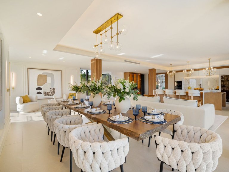 Villa for Sale in Marbella, Malaga 34