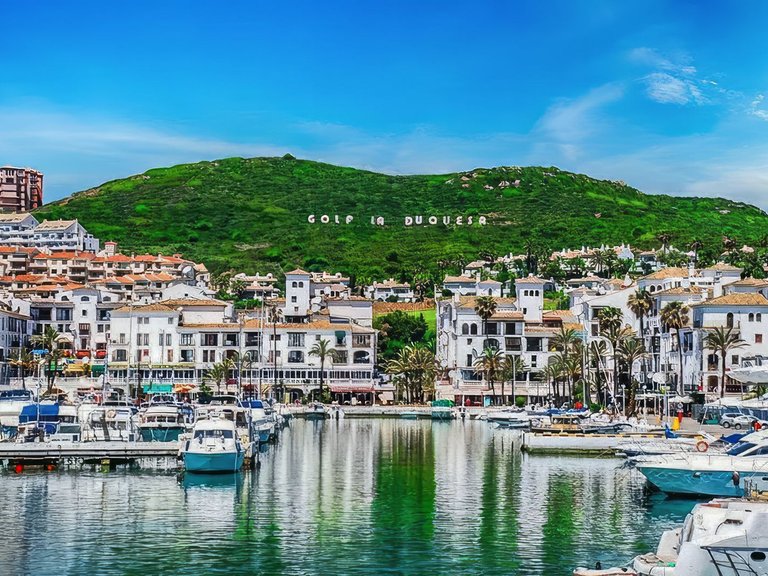 Penthouse for Sale in La Duquesa, Malaga 3