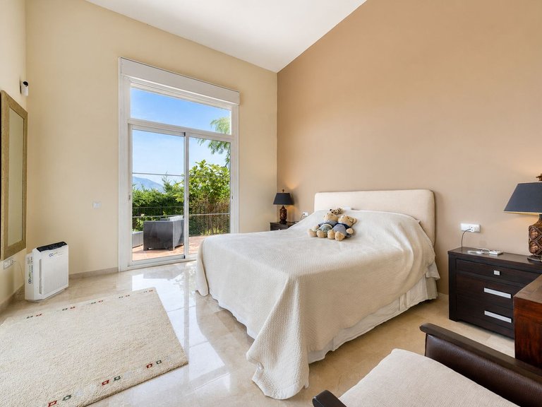 Villa for Sale in La Cala De Mijas, Malaga 8