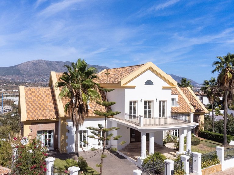 Villa for Sale in La Cala De Mijas, Malaga 4