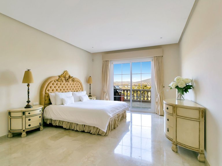 Villa for Sale in La Cala De Mijas, Malaga 11