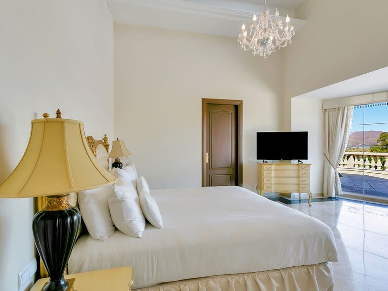 Villa for Sale in La Cala De Mijas, Malaga 14