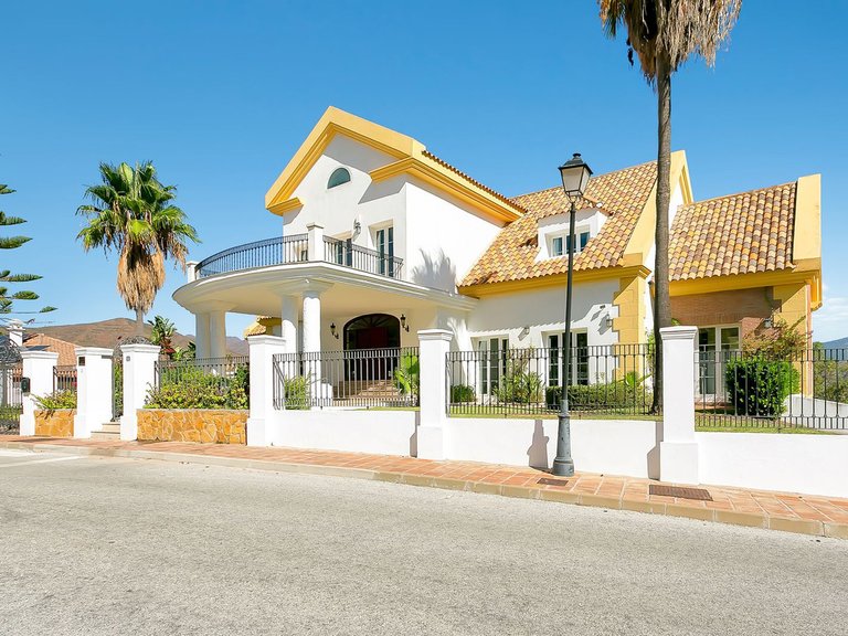 Villa for Sale in La Cala De Mijas, Malaga 19