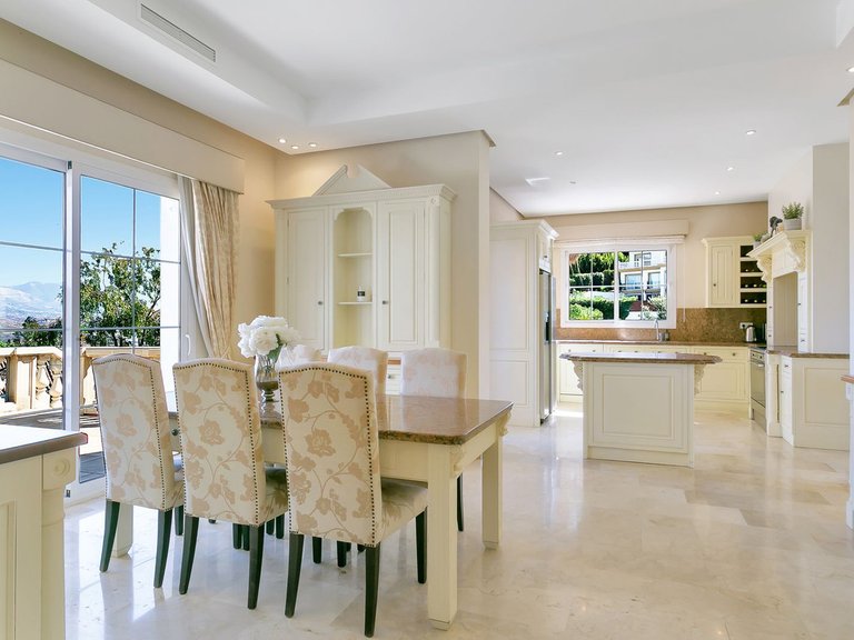 Villa for Sale in La Cala De Mijas, Malaga 36