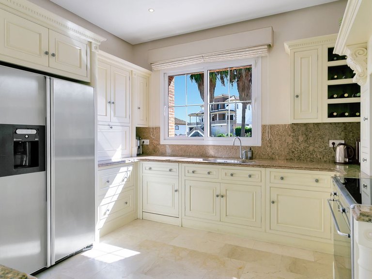 Villa for Sale in La Cala De Mijas, Malaga 40