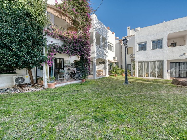 Town House for Sale in Cancelada, Malaga 2