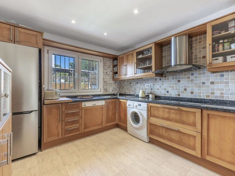 Villa for Sale in La Duquesa, Malaga 12