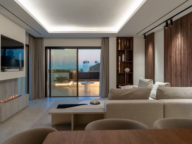 Penthouse for Sale in Puerto Banus, Malaga 9
