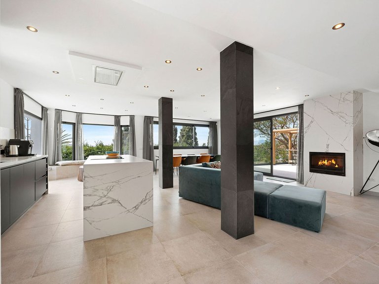 Villa for Sale in Marbella, Malaga 9