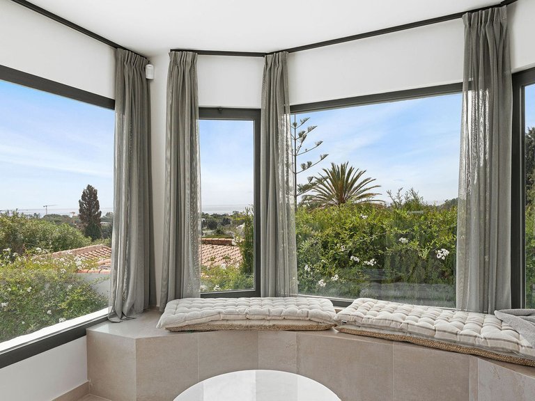 Villa for Sale in Marbella, Malaga 10