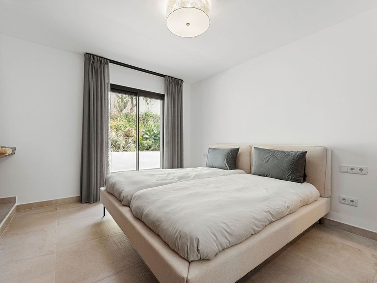 Villa for Sale in Marbella, Malaga 14