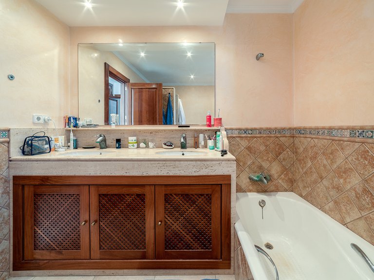 Villa for Sale in Sa Cabaneta, Balearic Islands 16