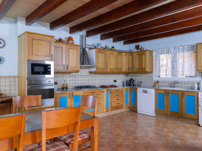 Country House for Sale in Sencelles, Balearic Islands 4