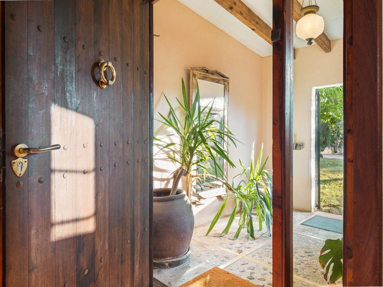 Country House for Sale in Costitx, Balearic Islands 2