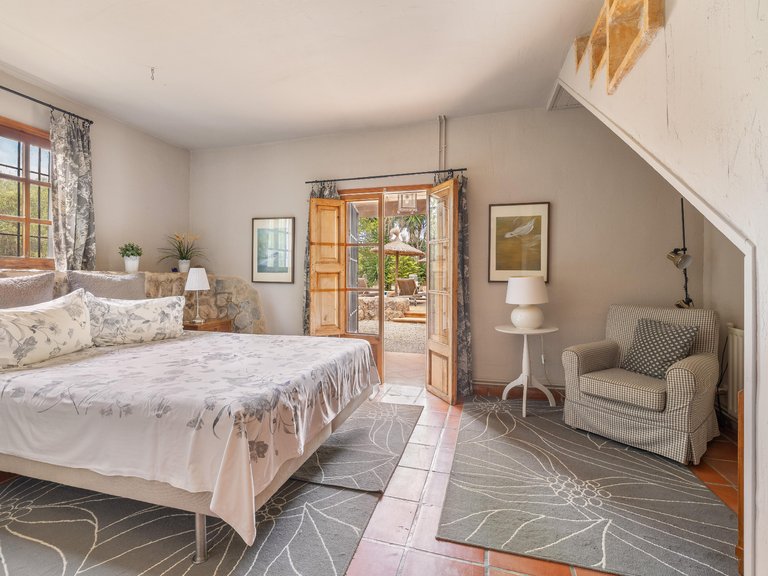 Country House for Sale in Costitx, Balearic Islands 9