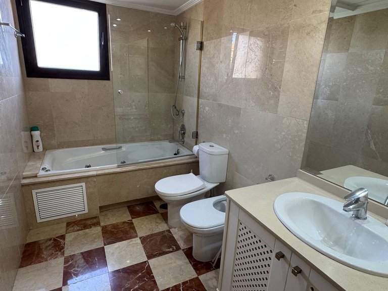 Apartment for Sale in Sotogrande, Cadiz 4
