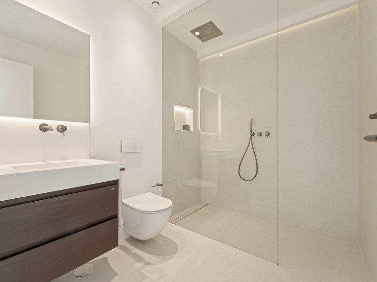 Villa for Sale in Benahavis, Malaga 16