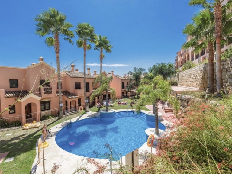 Town House for Sale in Estepona, Malaga 26