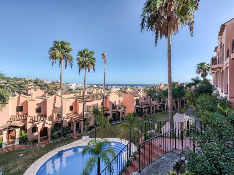Town House for Sale in Estepona, Malaga 30