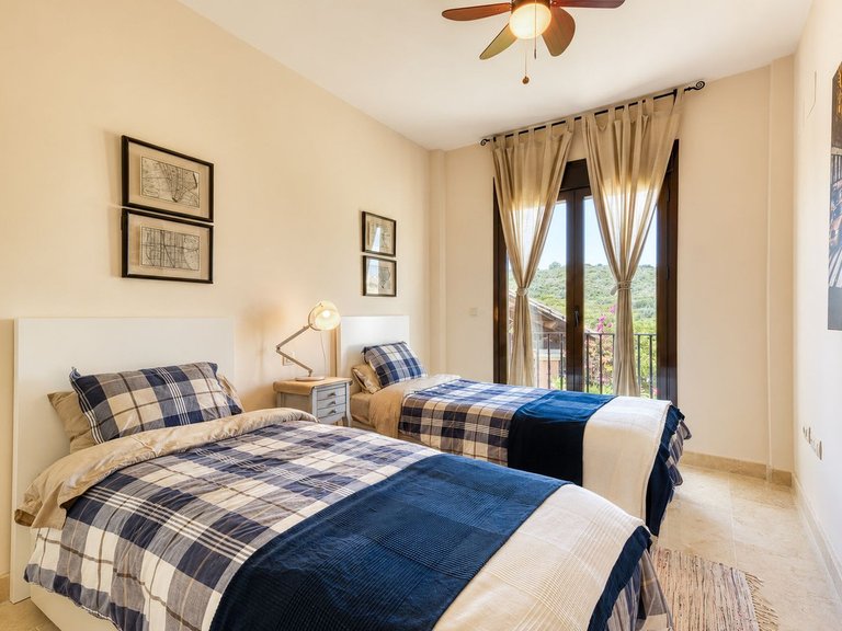 Town House for Sale in Estepona, Malaga 26
