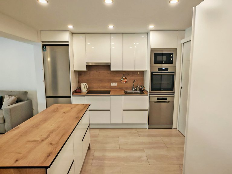 Apartment for Sale in L'arenal, Balearic Islands 2