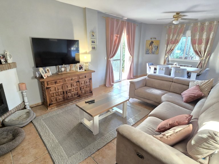 Villa for Sale in Alcaucin, Malaga 22