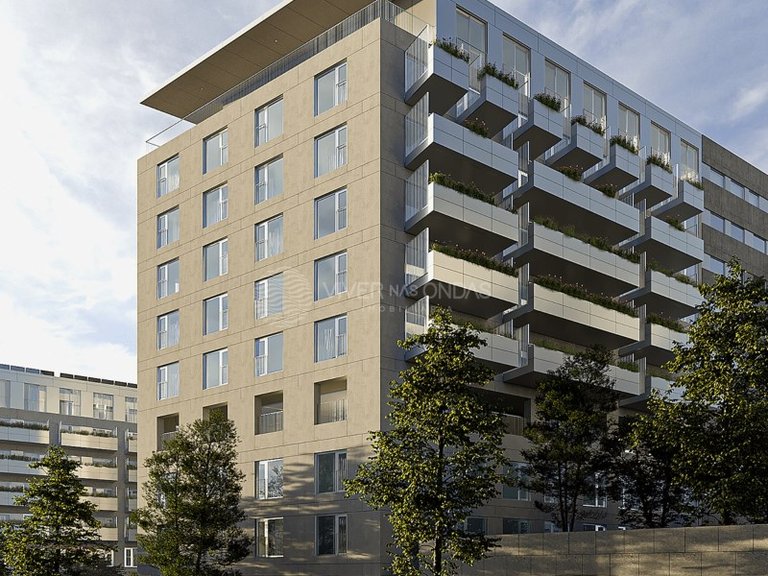 Apartment for Sale in Porto, Porto 16