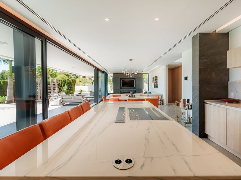 Villa for Sale in Nueva Andalucia, Malaga 45