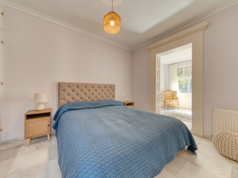 Villa for Sale in Nueva Andalucia, Malaga 12