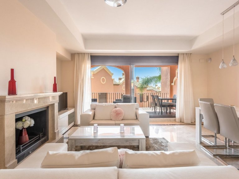 Town House for Sale in Estepona, Malaga 12