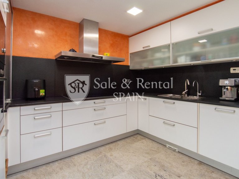 Villa for Sale in Blanes, Gerona 14
