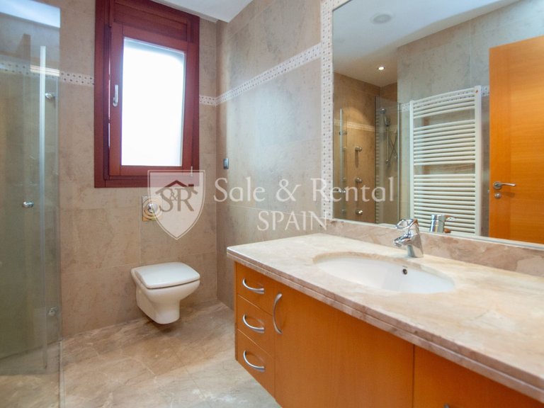Villa for Sale in Blanes, Gerona 34