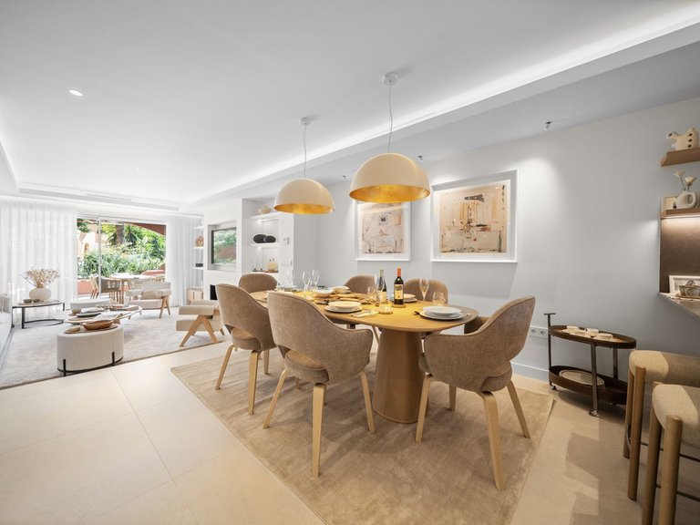 Town House for Sale in Nueva Andalucia, Malaga 3