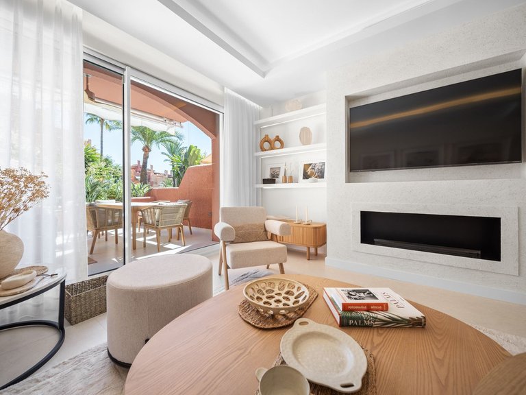 Town House for Sale in Nueva Andalucia, Malaga 17
