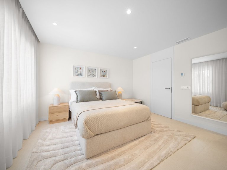Town House for Sale in Nueva Andalucia, Malaga 33